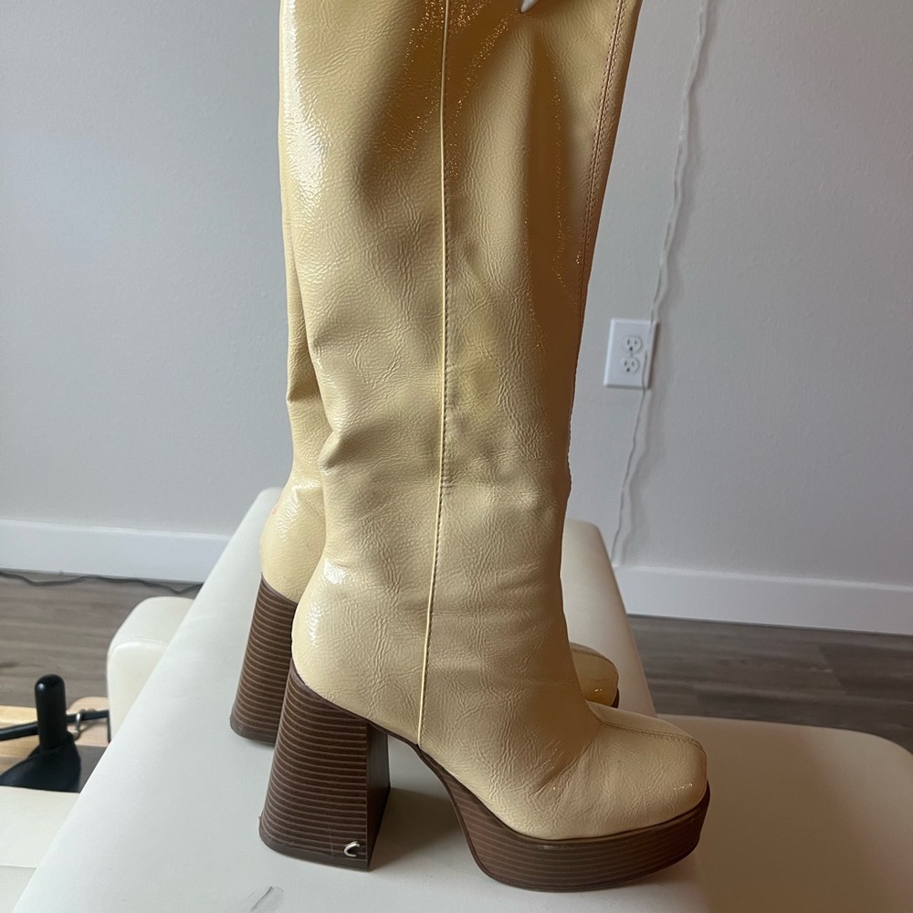 Mid high boots - Picture 4 of 6